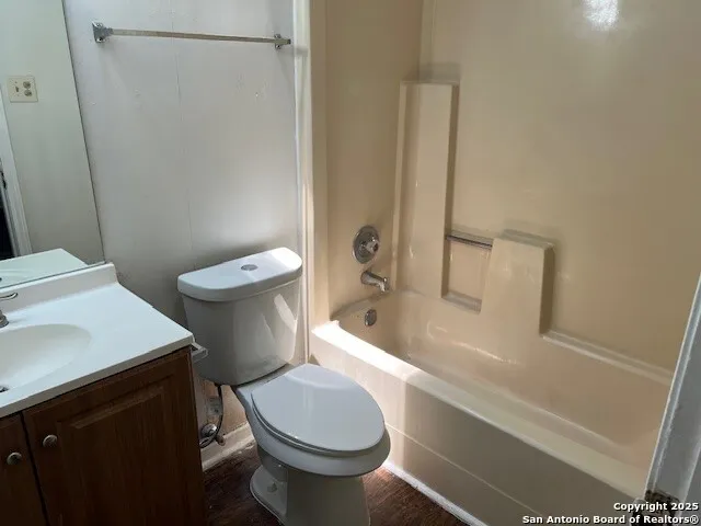 $995 | 202 Ash Drive, Unit 103, Converse, TX 78109