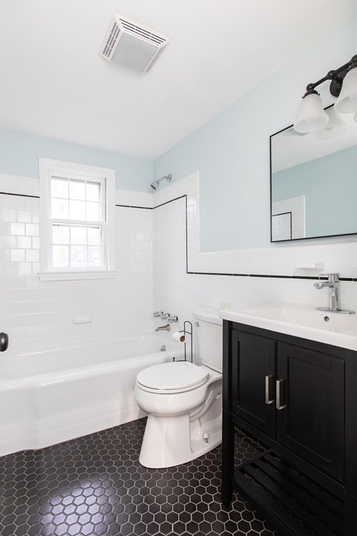 22 Cedar Circle Randolph, MA 02368 - Photo 17 of 21