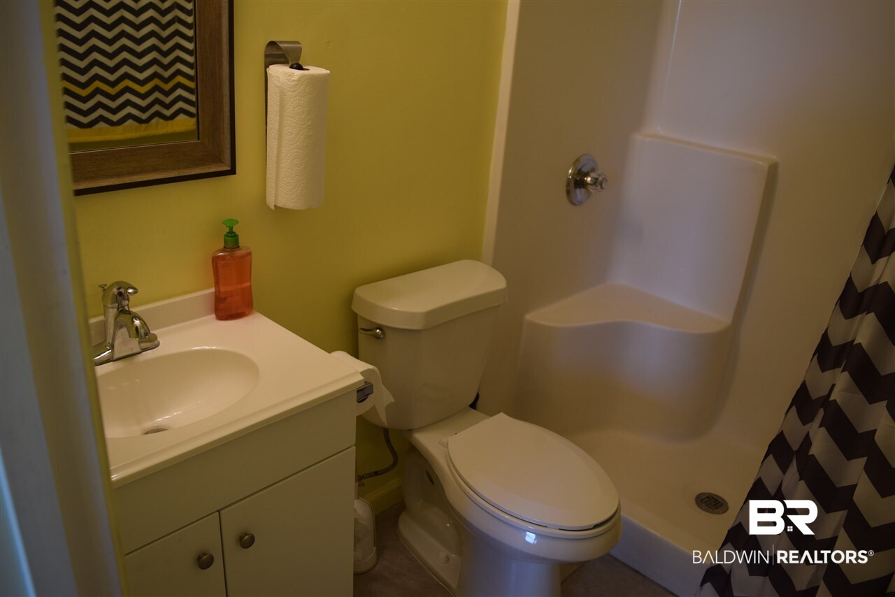 15150 Marem Drive Foley, AL 36535 - Photo 15 of 30 Ensuite Bath