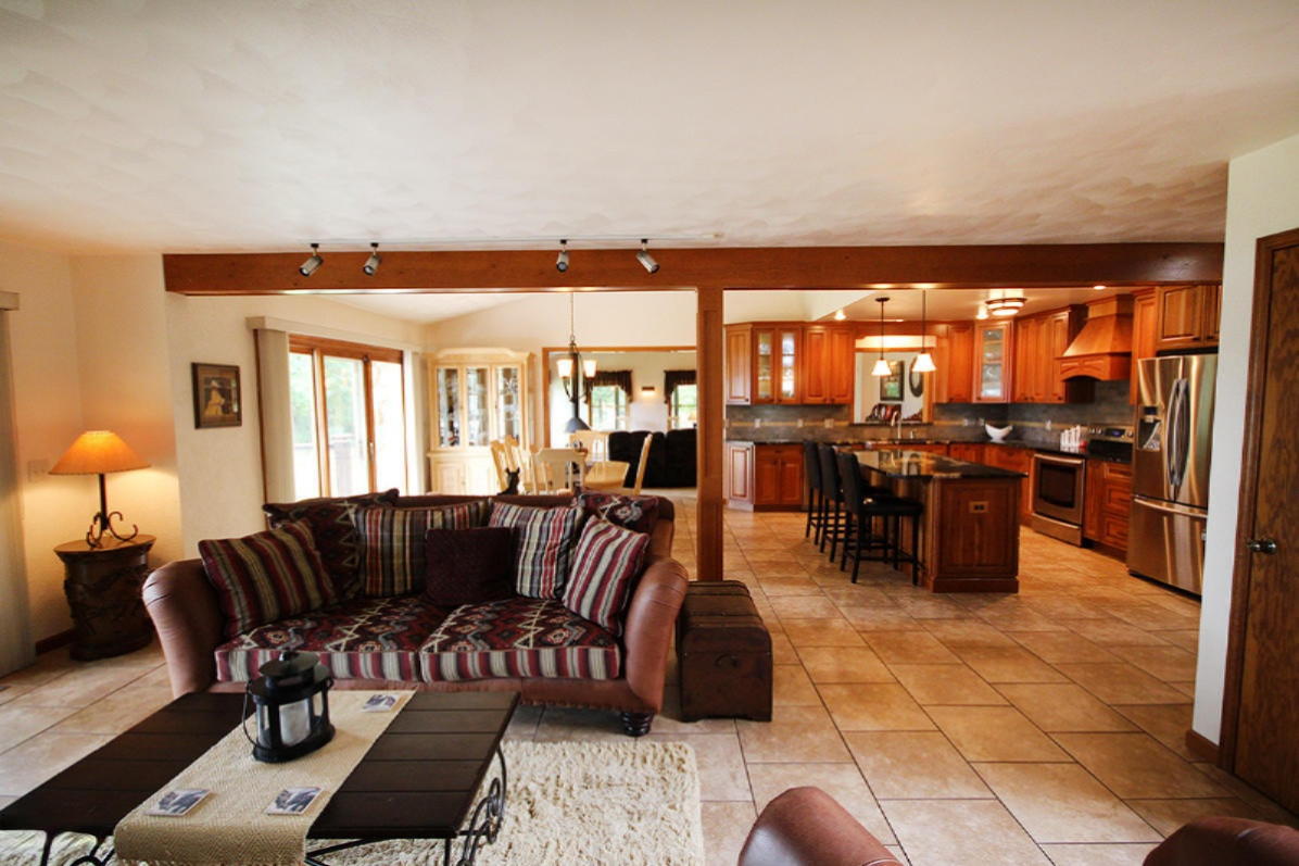 68410 Lane Road Edwardsburg, MI 49112 - Photo 8 of 54 IMG_2004
