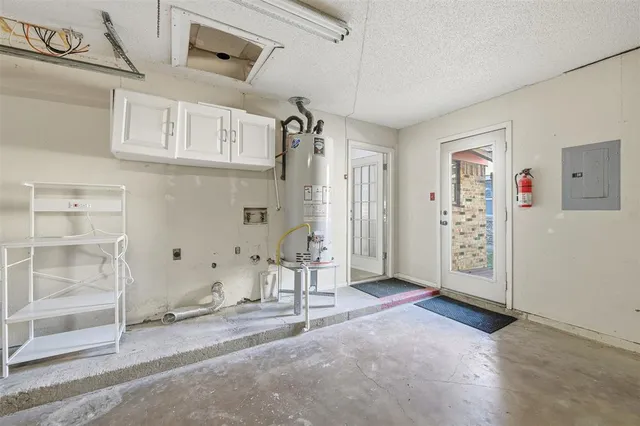 a picture of a wall with a white wall