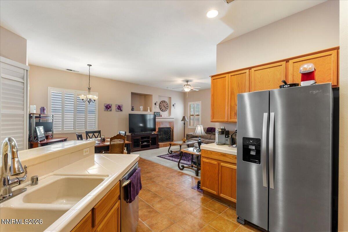 1445 Gold Cliff Court Reno, NV 89521 - Photo 11 of 33 Kitchen