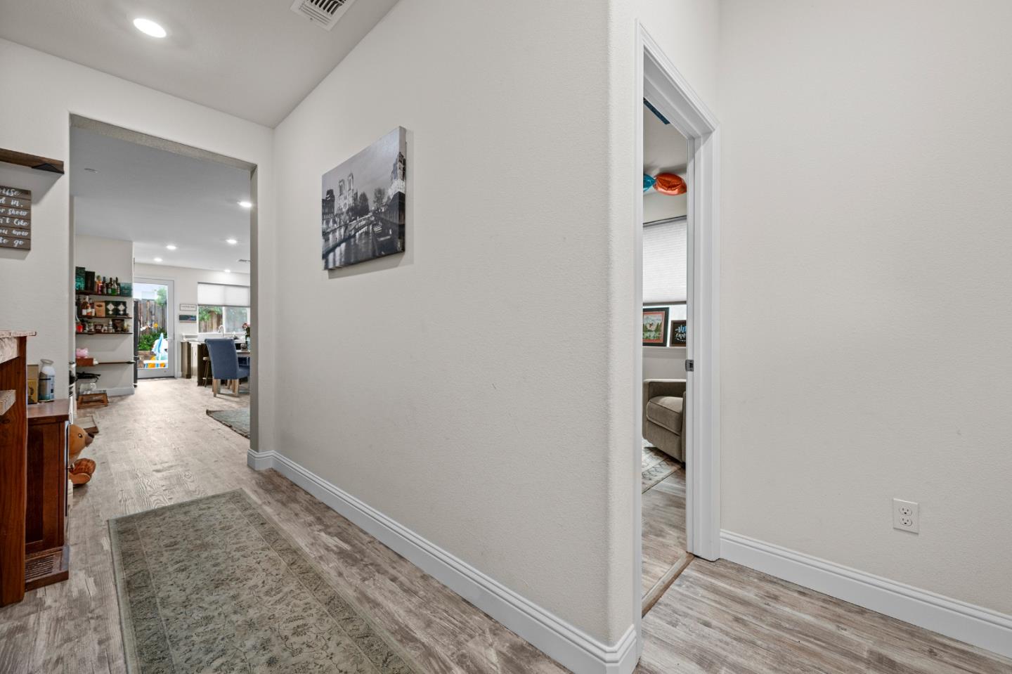 2875 Walker Way Hollister, CA 95023 - Photo 14 of 43