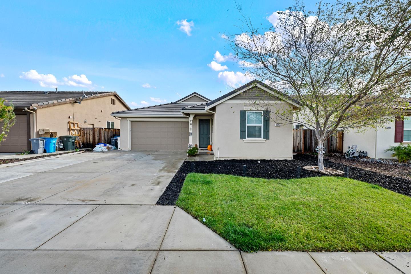 2875 Walker Way Hollister, CA 95023 - Photo 2 of 43