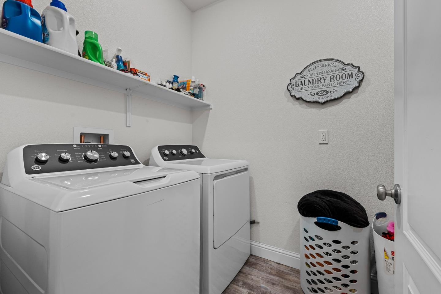 2875 Walker Way Hollister, CA 95023 - Photo 36 of 43