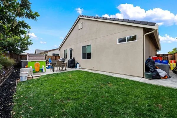 $750,000 | 2875 Walker Way, Hollister, CA 95023