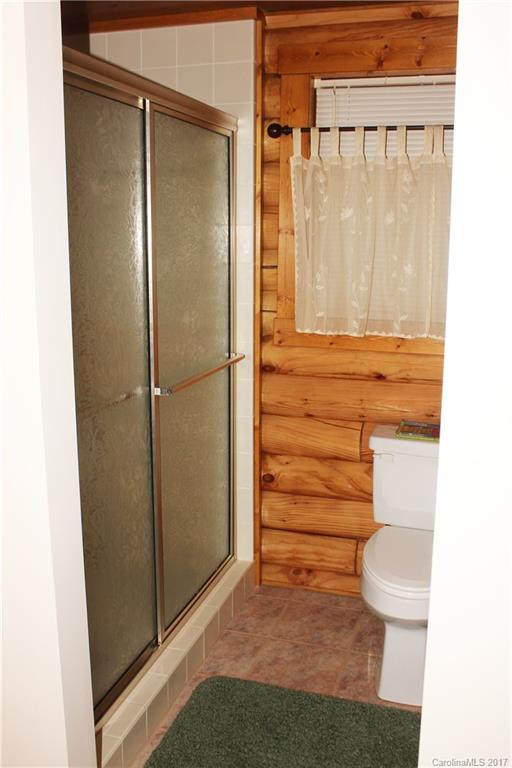 40 Yarrow Road, Unit 10 Waynesville, NC 28785 - Photo 11 of 24