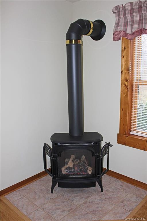 40 Yarrow Road, Unit 10 Waynesville, NC 28785 - Photo 20 of 24