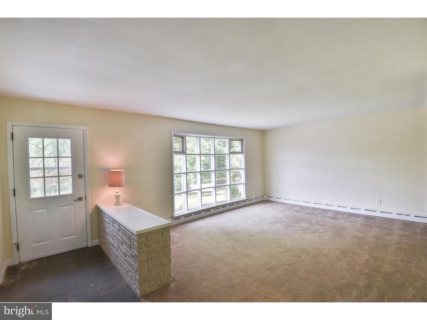 383 Buchert Road Pottstown, PA 19464 - Photo 4 of 25 Gallery Image 4
