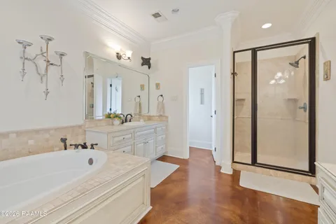 $340,000 | 11 Oakthorn Court, Youngsville, LA 70592