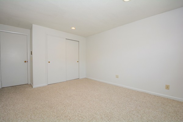 79 Leonard Road, Unit 79 Boxborough, MA 01719 - Photo 10 of 16 a view of an empty room