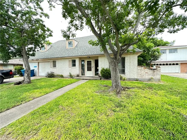 $1,950 | 128 Fulton Place, Portland, TX 78374