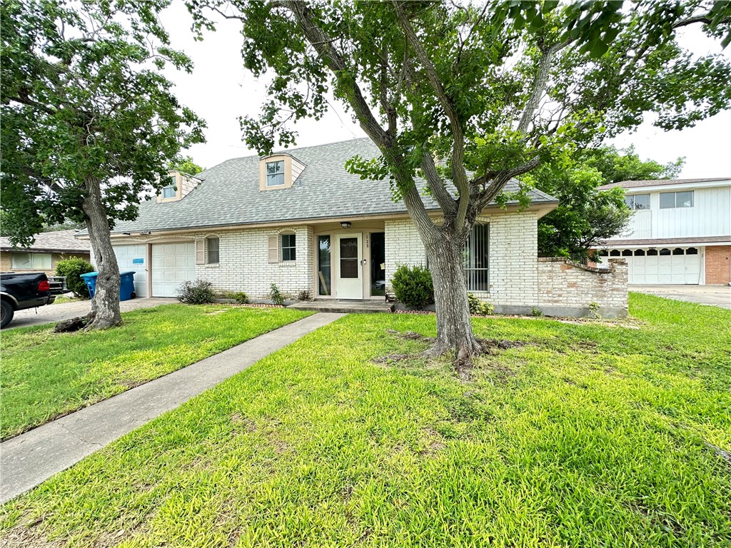 128 Fulton Place Portland, TX 78374 - Photo 1 of 3