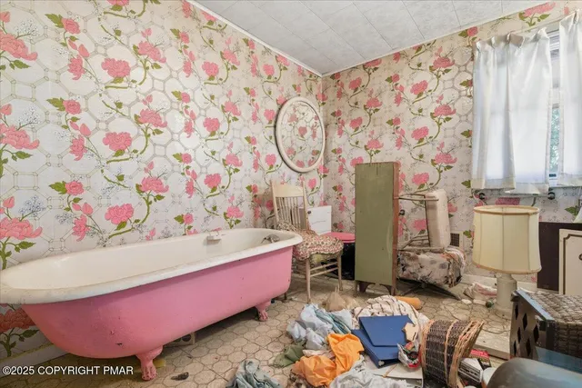 $124,900 | 57 Regent Street, Wilkes Barre, PA 18702