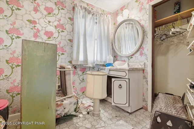 $124,900 | 57 Regent Street, Wilkes Barre, PA 18702