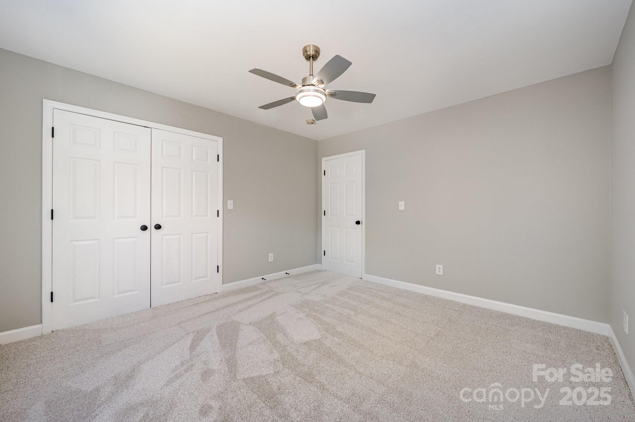 7047 Quail Hill Road Charlotte, NC 28210 - Photo 21 of 29 a view of an empty room