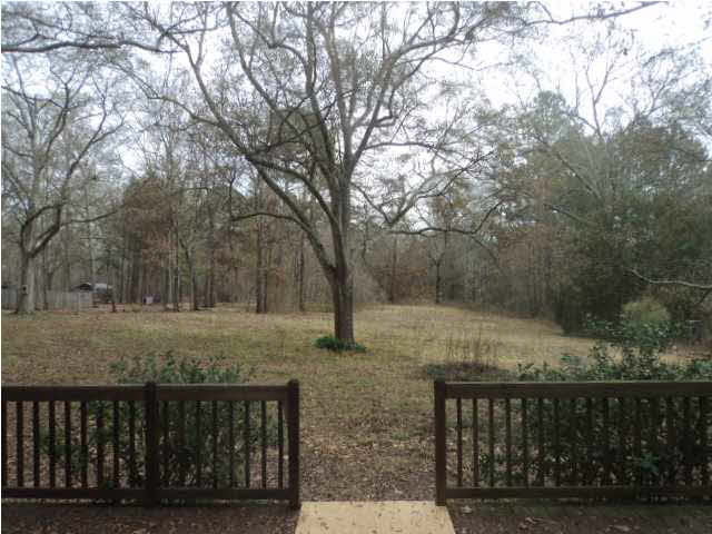 3916 Henderson Road Jackson, MS 39272 - Photo 4 of 19 View of the back yard from the deck.