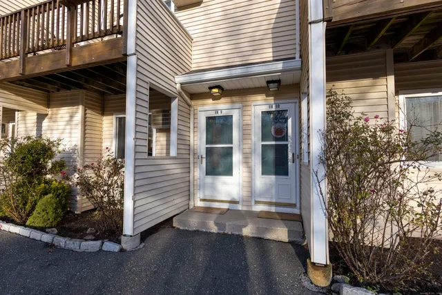 $255,000 | 8 Rose Lane, Unit 189, Danbury, CT 06811