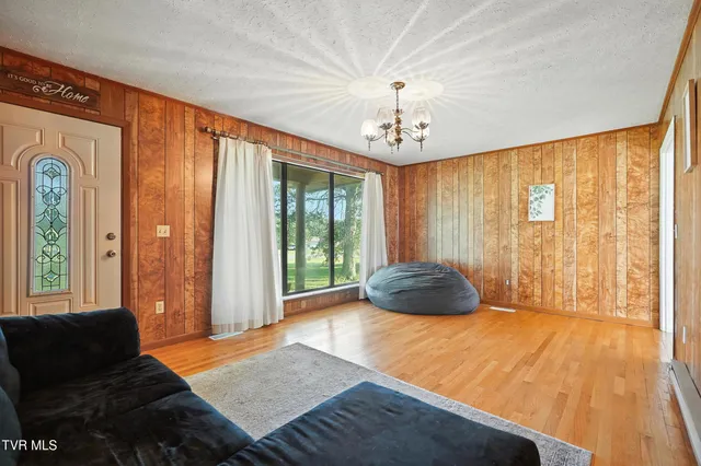 $349,900 | 129 Glendale Road, Limestone, TN 37681