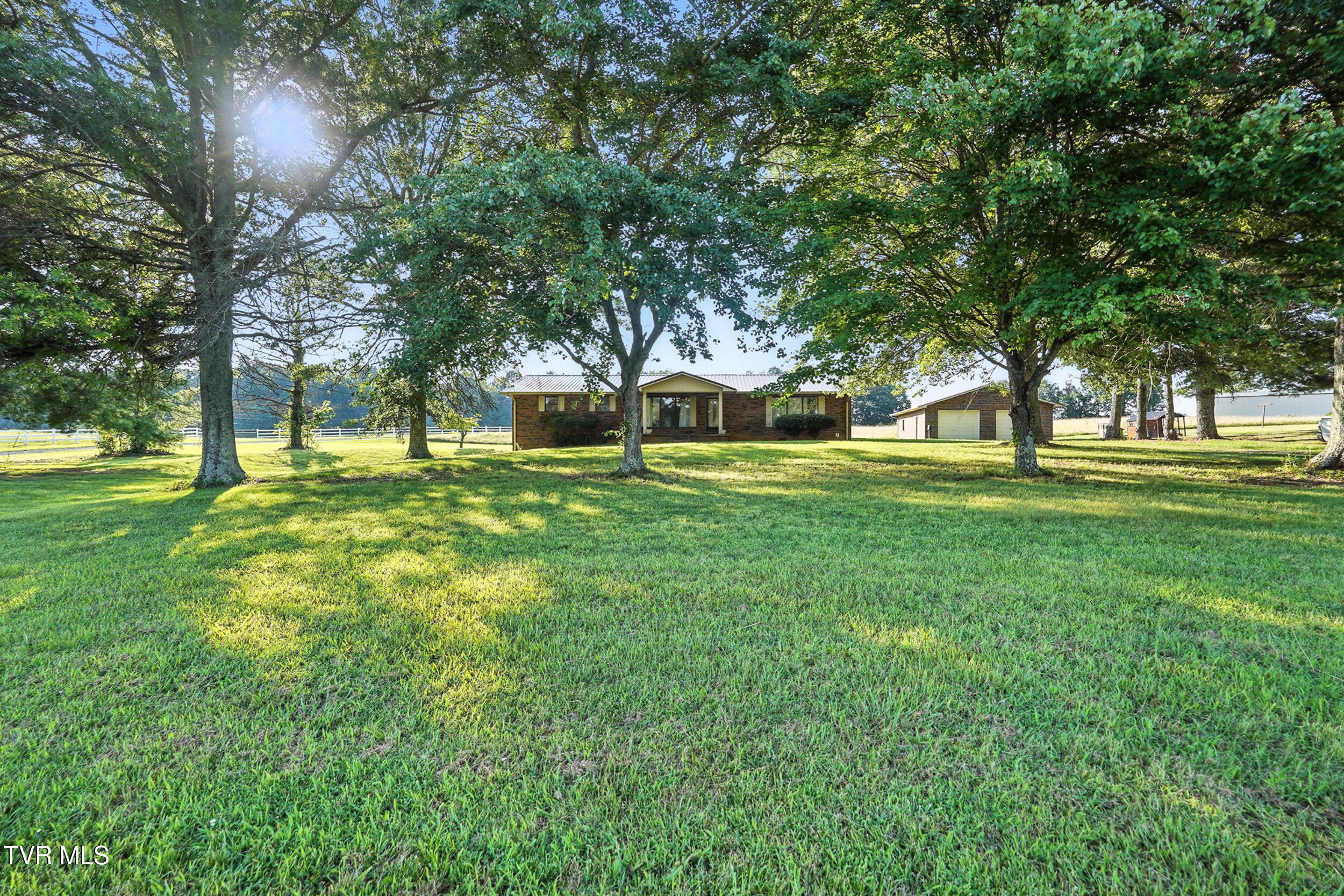 129 Glendale Road Limestone, TN 37681 - Photo 2 of 43 2_dsc01894