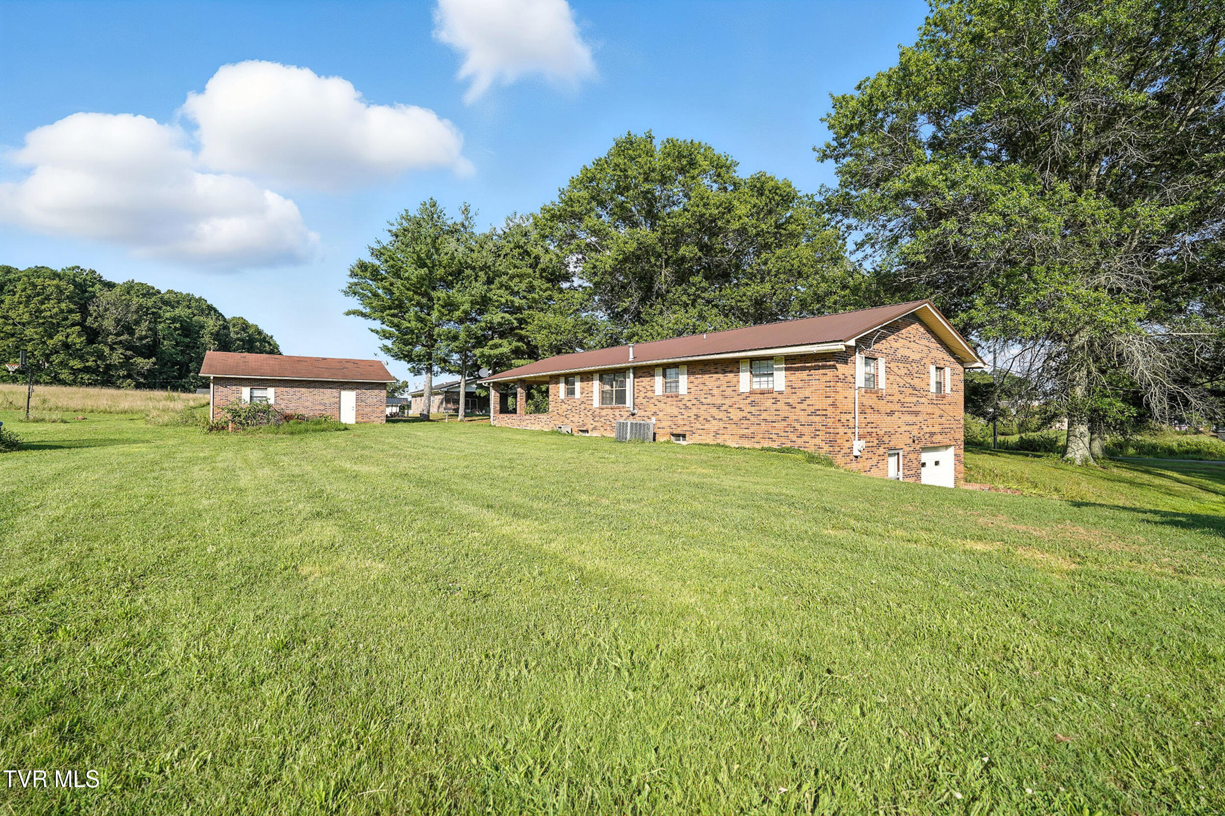 129 Glendale Road Limestone, TN 37681 - Photo 30 of 43 32_dsc01813