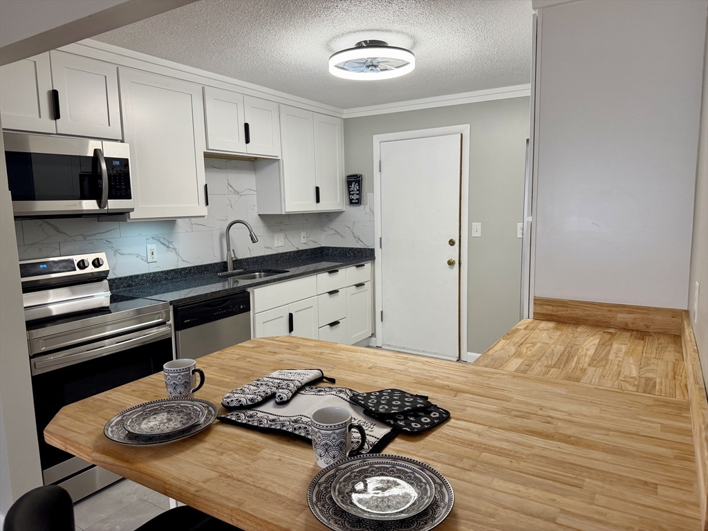 62 Purchase Street, Unit C3 Danvers, MA 01923 - Photo 4 of 17
