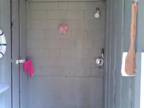 39 Cliff Road Gloucester, MA 01930 - Photo 18 of 19 Gallery Image 18