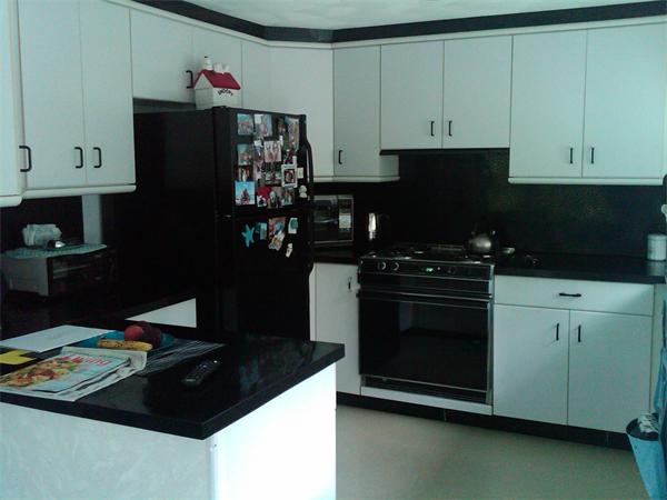 39 Cliff Road Gloucester, MA 01930 - Photo 3 of 19 Gallery Image 3