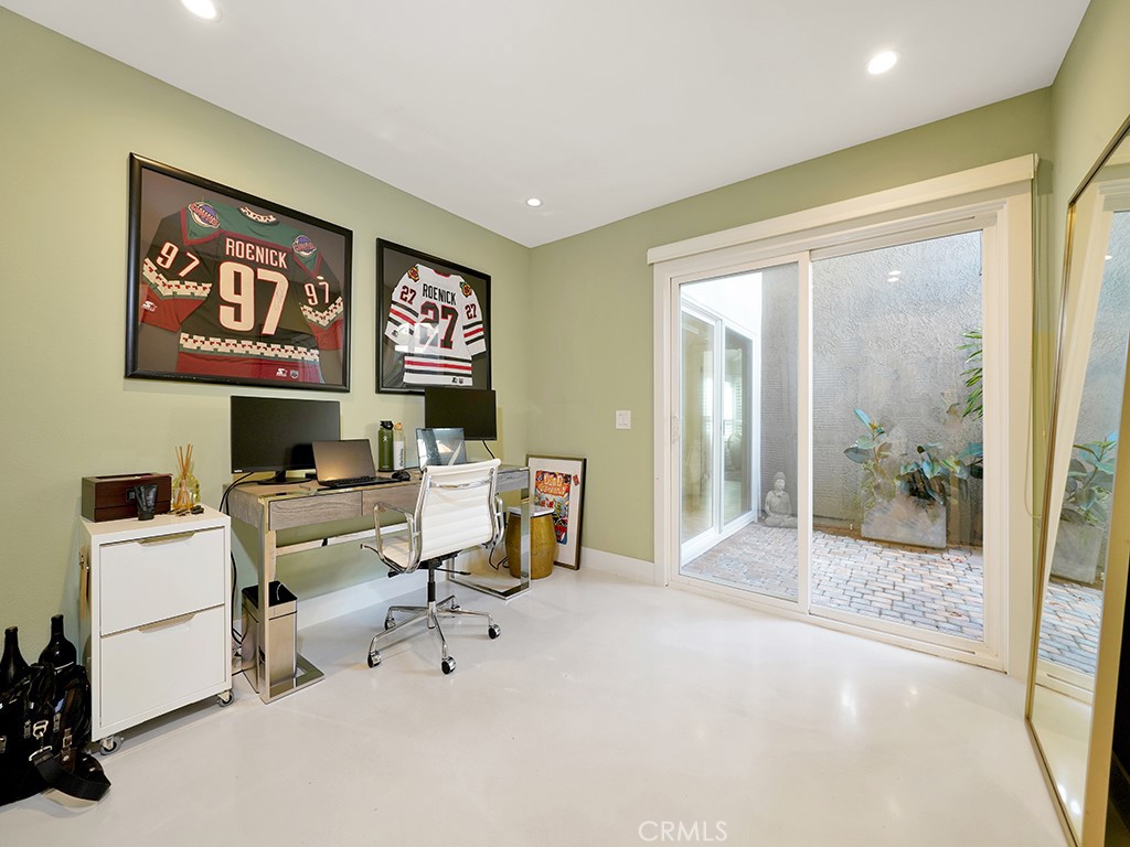 24941 Danamaple Dana Point, CA 92629 - Photo 22 of 32