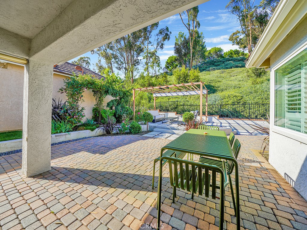 24941 Danamaple Dana Point, CA 92629 - Photo 24 of 32 a view of an outdoor sitting space