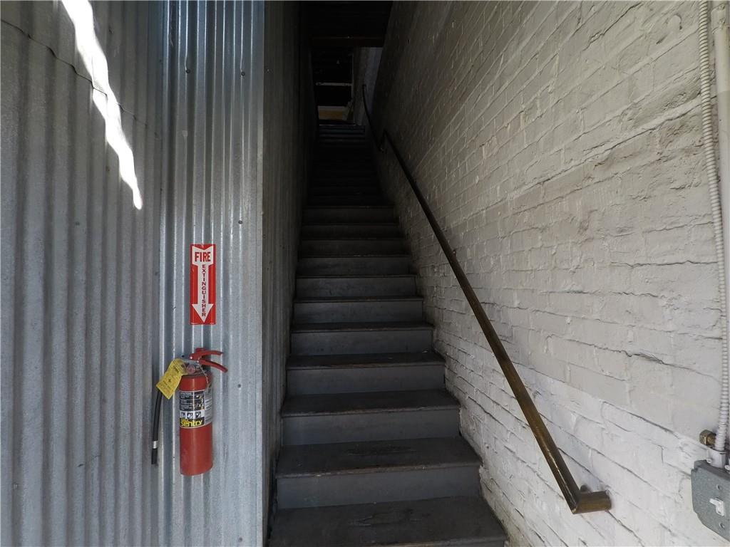 251 Trinity Avenue Southwest Atlanta, GA 30303 - Photo 15 of 32 a view of entryway