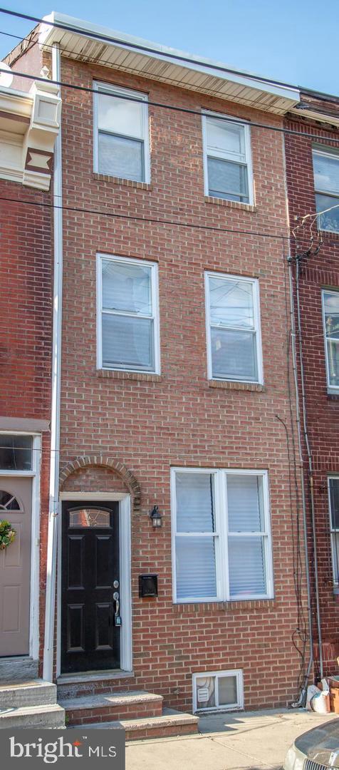 409 Tasker Street Philadelphia, PA 19147 - Photo 1 of 25 Gallery Image 1
