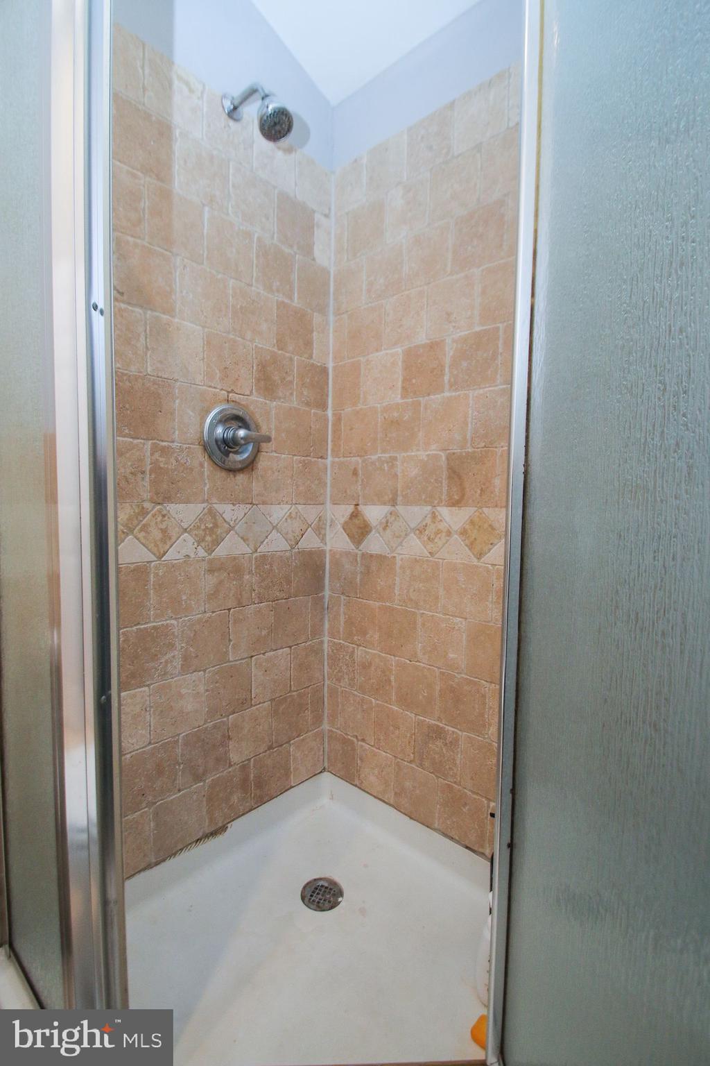 409 Tasker Street Philadelphia, PA 19147 - Photo 21 of 25 Gallery Image 21