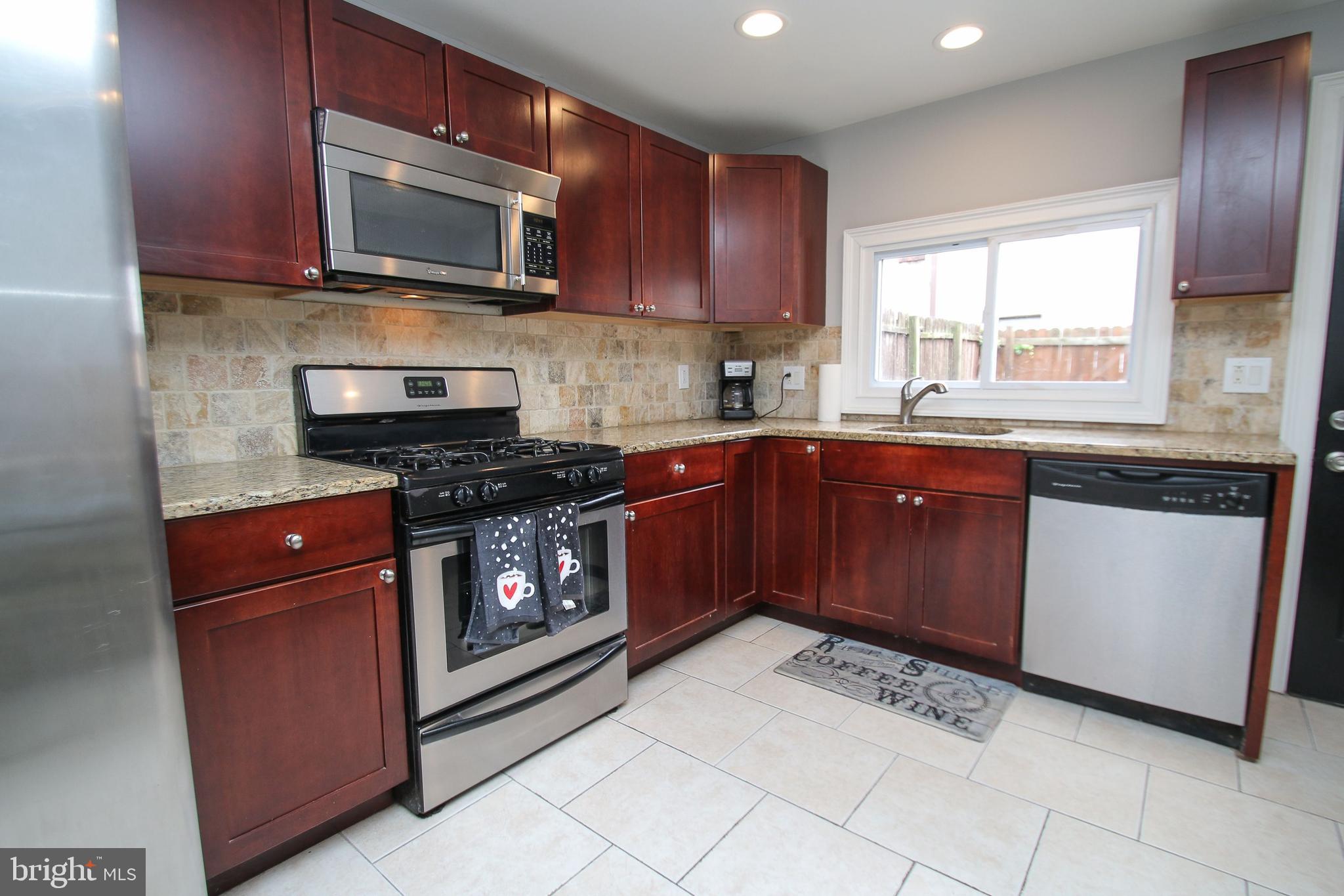 409 Tasker Street Philadelphia, PA 19147 - Photo 8 of 25 Gallery Image 8