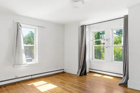 $849,000 | 8 Parker Place, Somerville, MA 02143