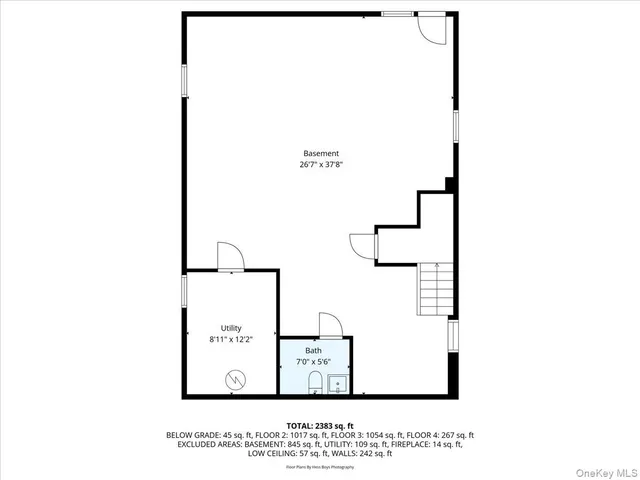 a black and white photo of a living room