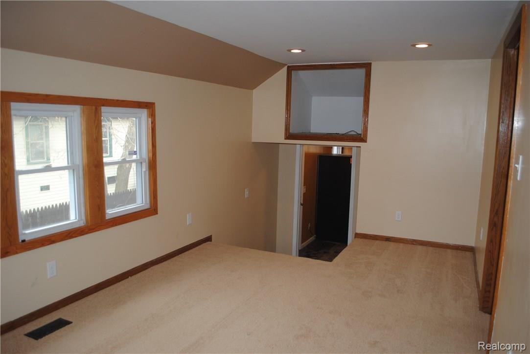 13847 Laplaisance Road Monroe, MI 48161 - Photo 12 of 33 DSC_0261.JPG
