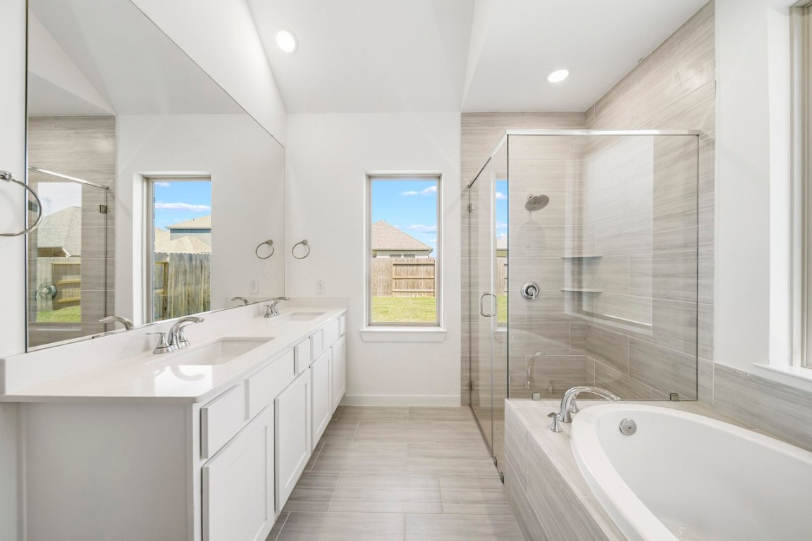 5034 Henry Merritt Street Rosenberg, TX 77471 - Photo 14 of 23 Primary Bathroom