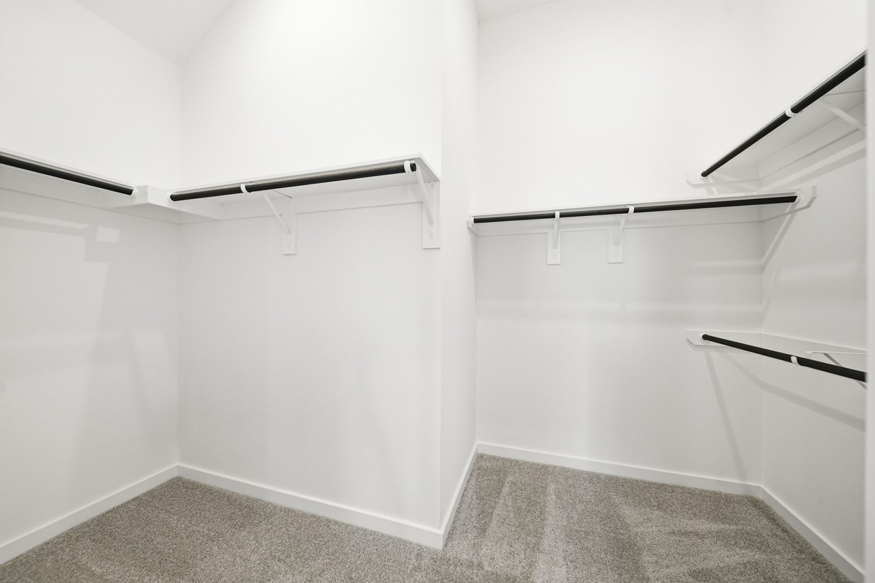 5034 Henry Merritt Street Rosenberg, TX 77471 - Photo 17 of 23 Primary Closet