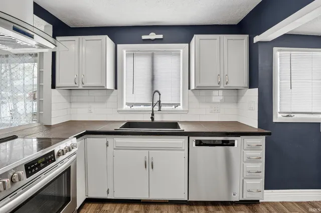 $220,000 | 505 North Vine Street, Elkhart, IN 46514