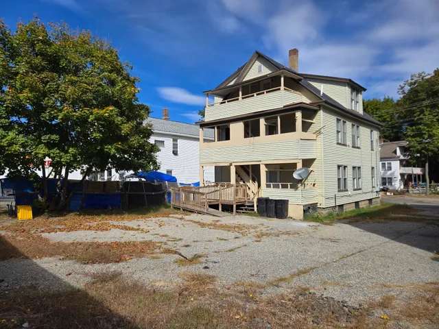 $194,900 | 29 Falmouth Street, Rumford, ME 04276