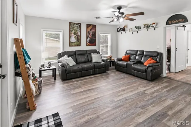 $180,000 | 405 East Arch Street, Jerseyville, IL 62052