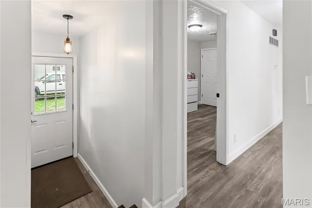 $180,000 | 405 East Arch Street, Jerseyville, IL 62052