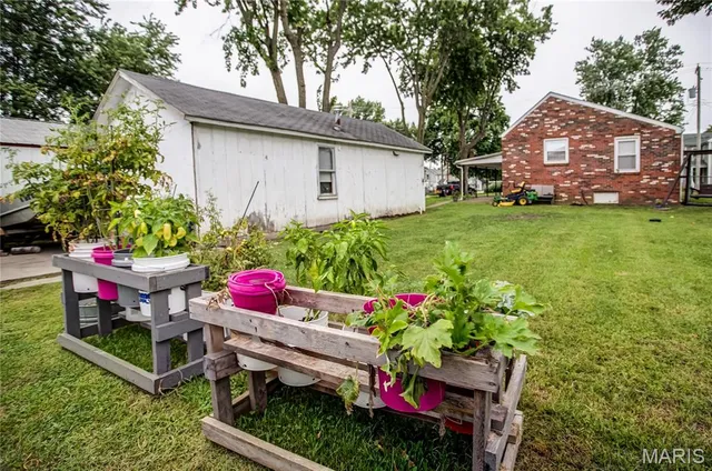 $180,000 | 405 East Arch Street, Jerseyville, IL 62052