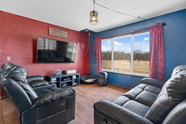 $269,000 | 16200 Auburn Road, Grasston, MN 55030