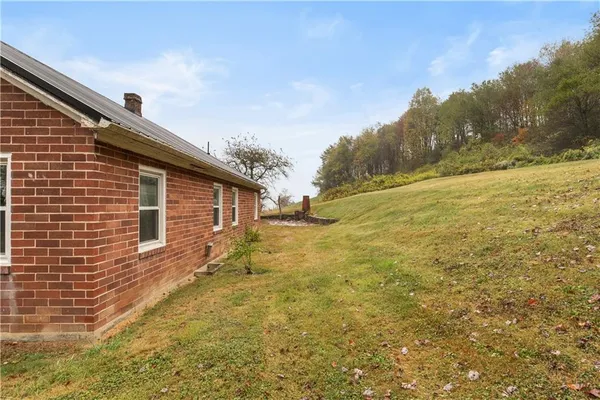 $195,000 | 3781 Glades Pike, Somerset, PA 15501