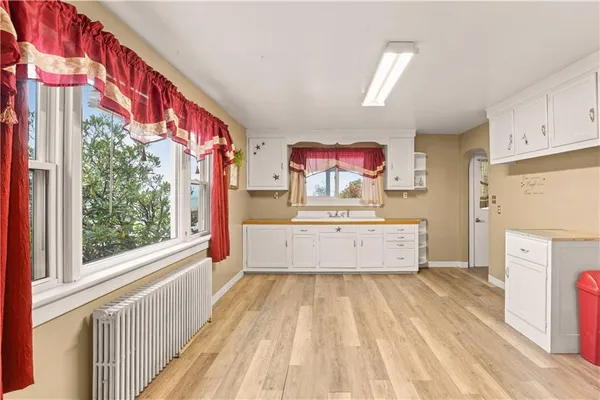 $195,000 | 3781 Glades Pike, Somerset, PA 15501