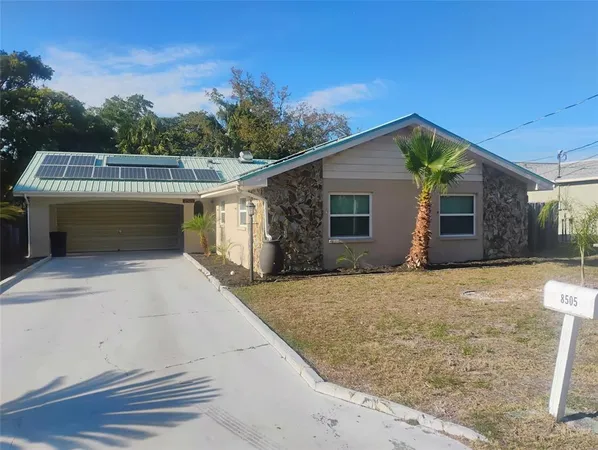 $279,900 | 8505 Jolly Roger Drive, Hudson, FL 34667