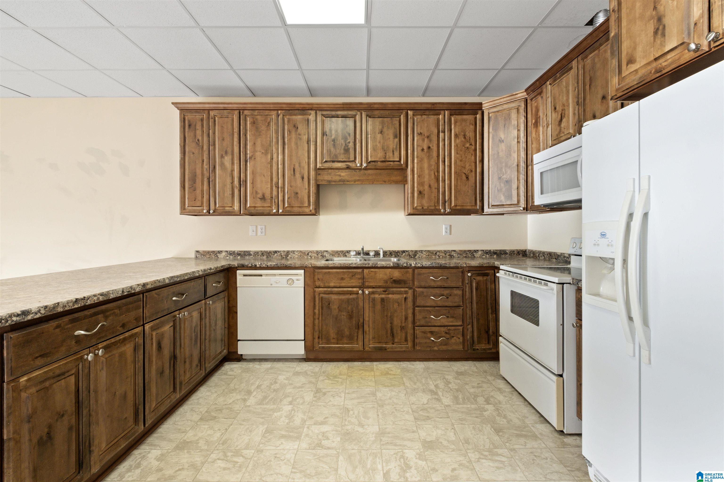 202 Cherry Street Ohatchee, AL 36271 - Photo 20 of 71