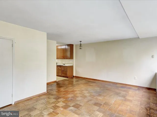 $150,000 | 4101 Cathedral Avenue Northwest, Unit 409, Washington, DC 20016